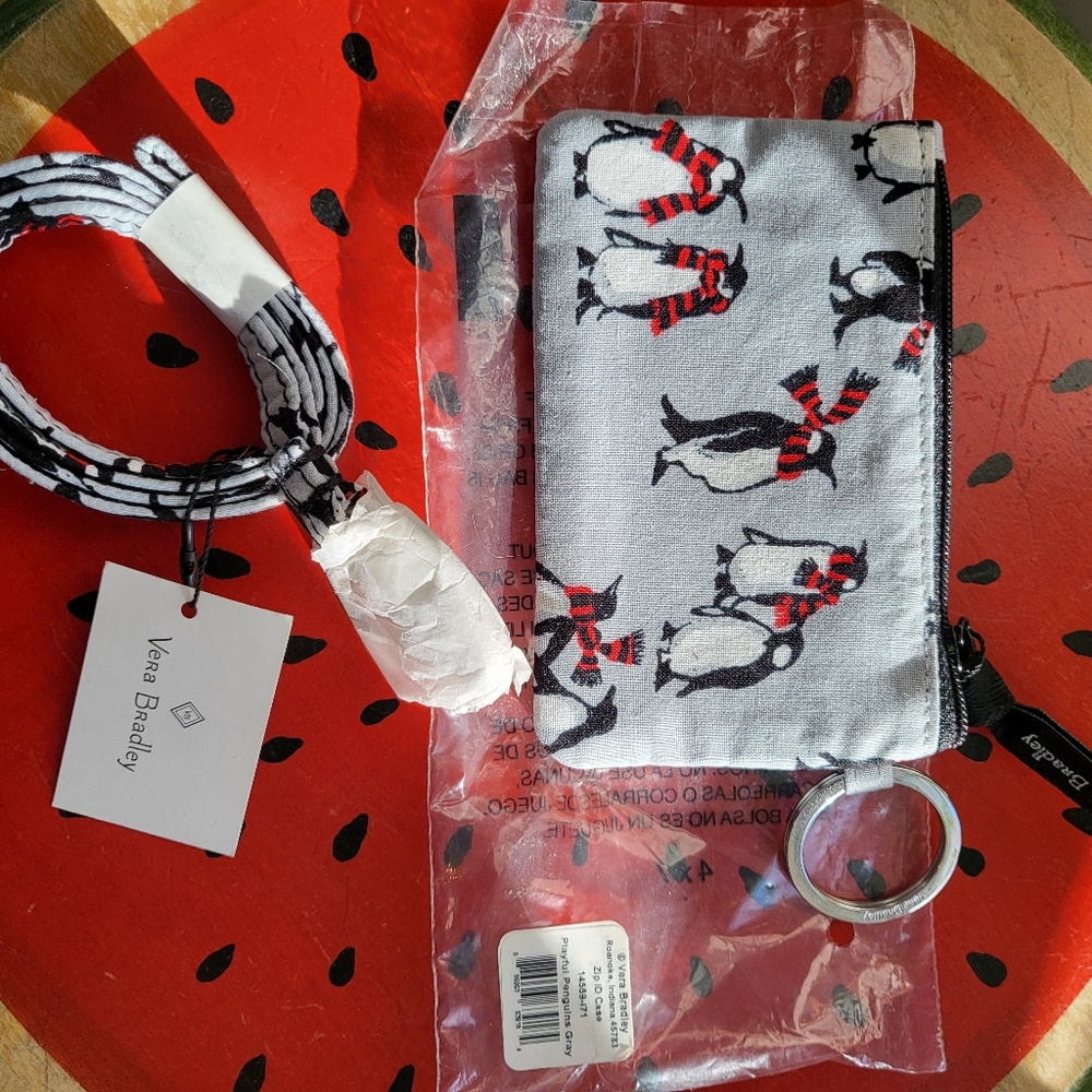 *NWT* Vera Bradley Lanyard And Zip ID Playful Penguins